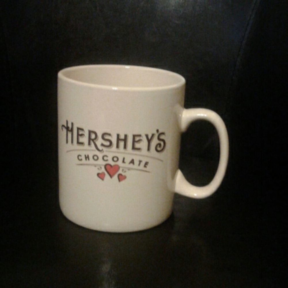 ❤Hershey's Chocolate Red Hearts Ceramic Mug❤